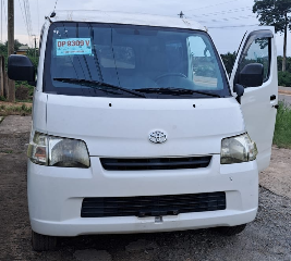 Vehicle Toyota Lite Ace